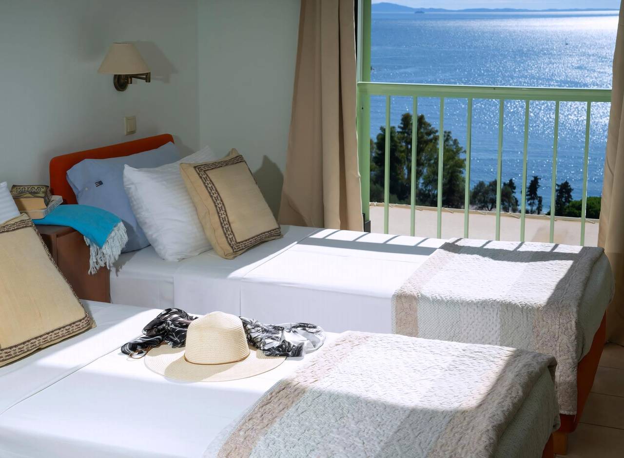 Stunning Sea View Villa | Bay View Villa | 4 Bedrooms | Private Swimming Pool & close to Beach | Kerasia Beach in Παραλία Κερασιά, Κέρκυρα