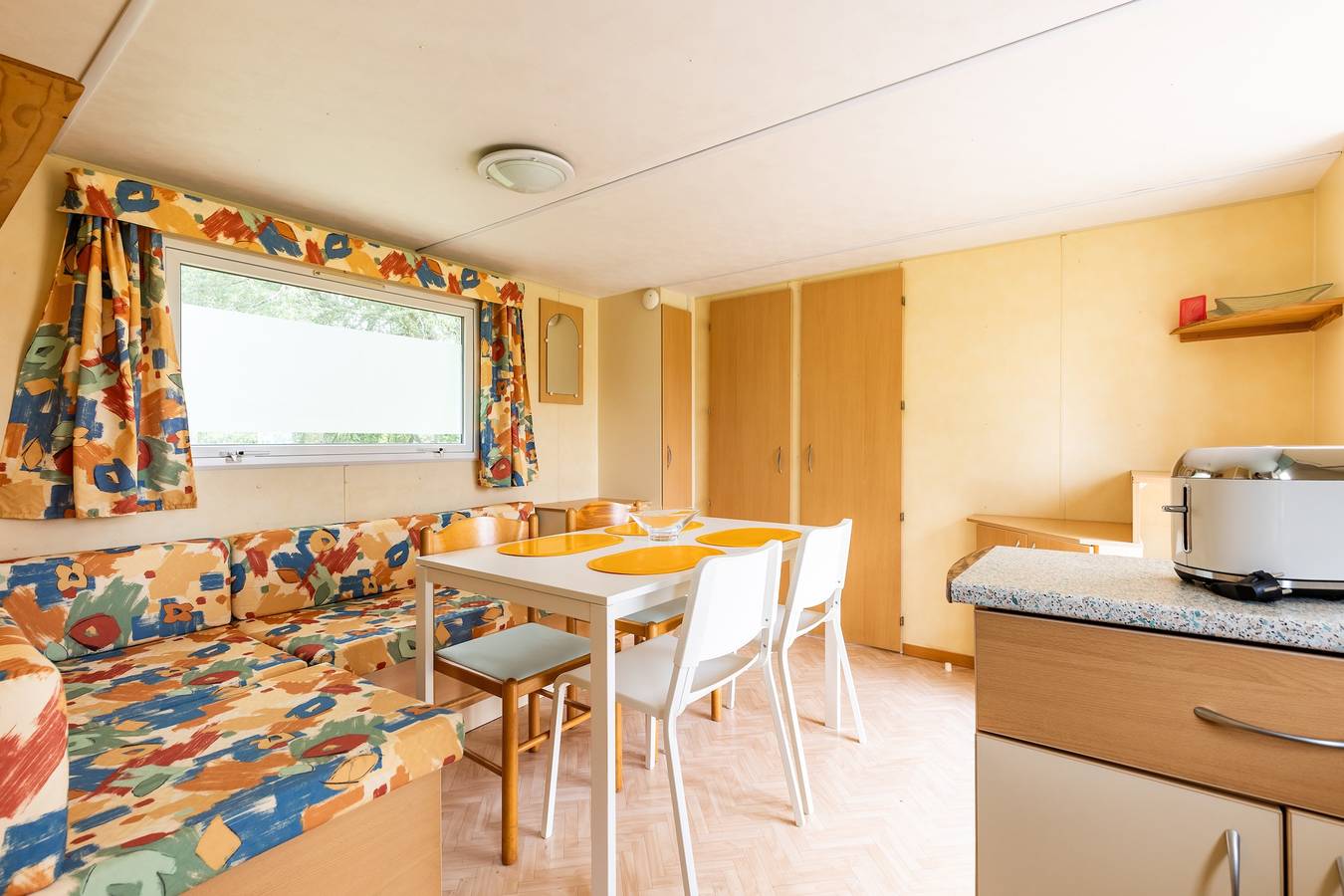 Hôtellerie de plein air, détente au Lac d'Isachris à Queyrac dans le Médoc - Mobilhome 4 in Queyrac, Région de Lesparre-Médoc
