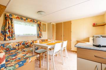 Camping pour 4 Personnes dans Queyrac, Côte d’Argent, Photo 3