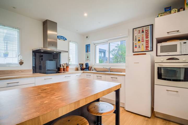 Location de vacances pour 6 personnes, avec balcon et jardin, adapté aux familles dans Lomener - 4