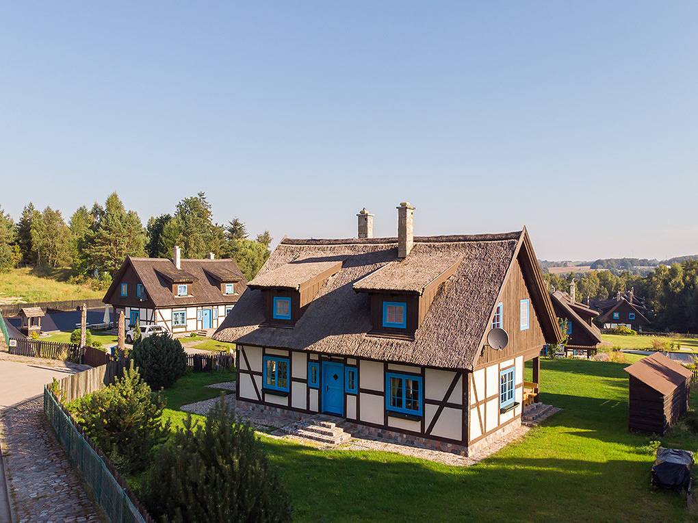 Pl 425.001 Reetdachhaus Kaszubische Schweiz in Stężyca, powiat kartuski