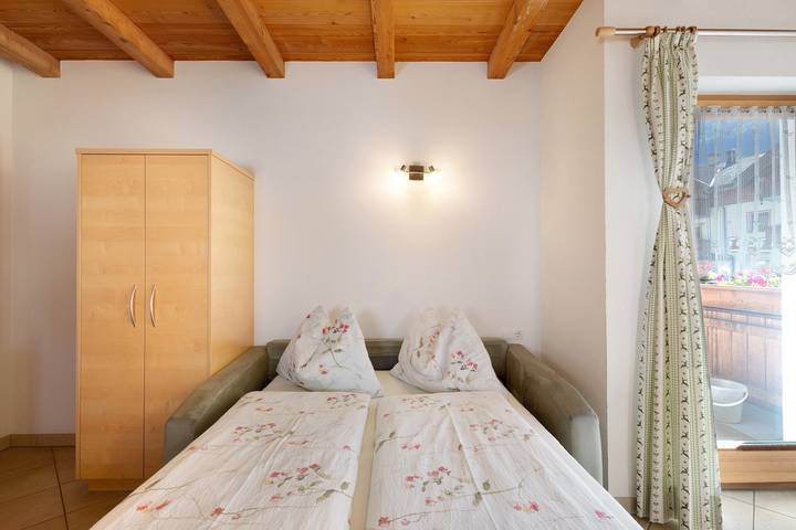 Entire apartment, Apartment 'Speckign  2' with Mountain View, Balcony and Wi-Fi in Steinhaus (Ahrntal), Ahrn Valley