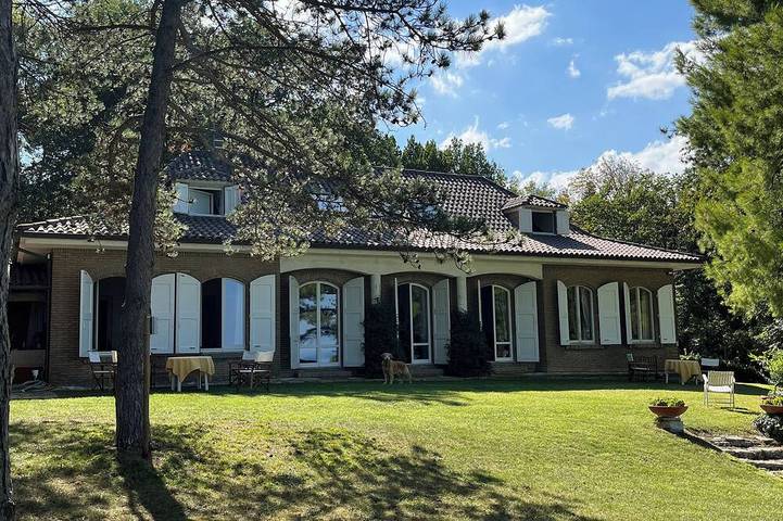 Ferienhaus für 11 Personen, mit Garten in Ancona