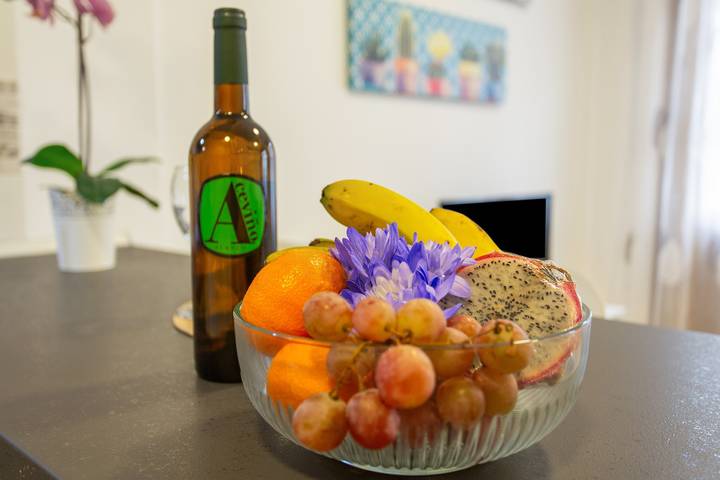 Entire apartment, Holiday Apartment 'Rolycar 203' with Wi-Fi in Icod de los Vinos, North Tenerife