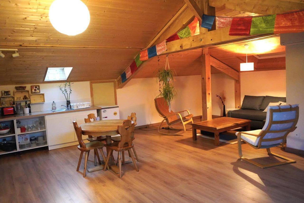 Appartement entier, Two-Bedroom Apartment in Verrens-Arvey, Région d'Albertville