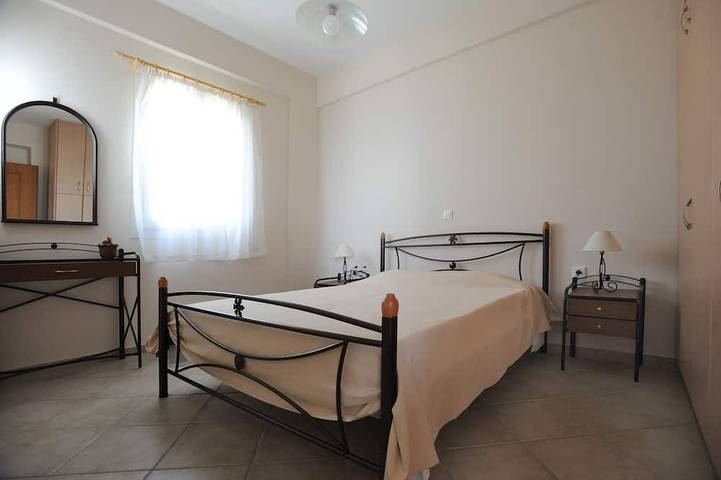Veranda me thea (Terrasse mit Aussicht) in Ormos Agiou Ioannou, Tínos