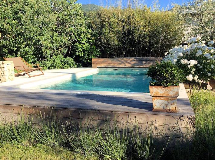 Location de vacances pour 2 personnes, avec piscine ainsi que jardin et terrasse à Nyons - 2