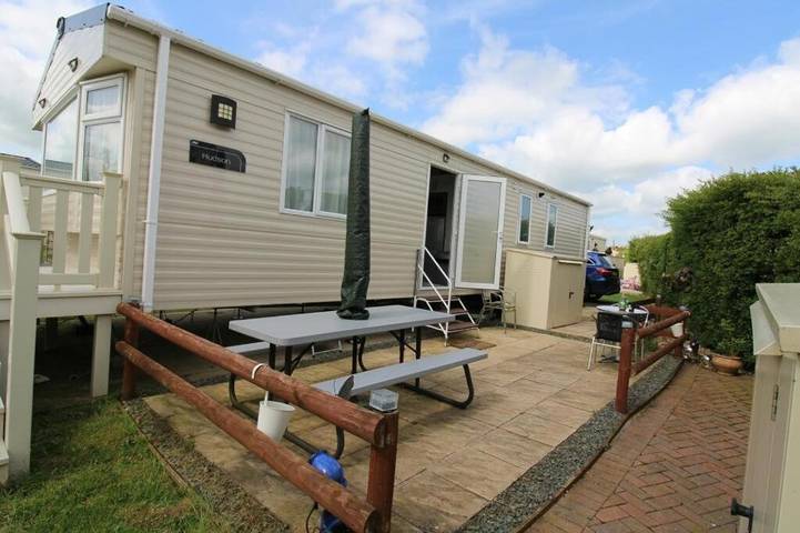 Glamping for 6 people, with View in Derbyshire Dales