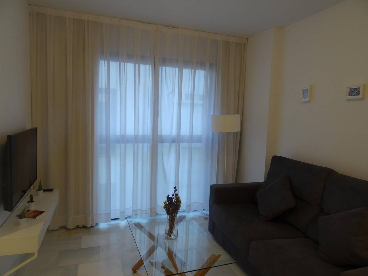 Apartamento vacacional entero, Espacioso y moderno con parking gratuito en pleno centro 7 in Centro-Sagrario, Granada
