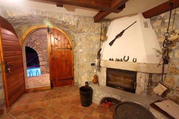 Vakantiehuis voor 10 Personen in Lovran, Primorje-Gorski Kotar, Afbeelding 2