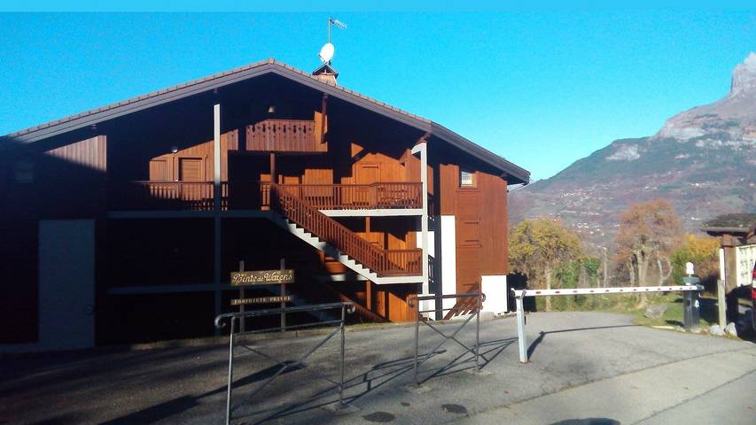 Appartement de vacances pour 3 personnes, avec Balcon/Terrasse et Jardin ainsi que Vue et Vue sur le lac