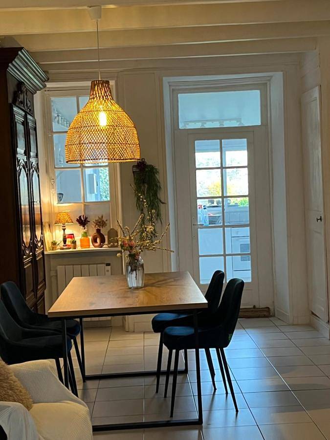 36 rue Saint Nicolas Barfleur jardin clos 30m Port in Barfleur, Région de Cherbourg