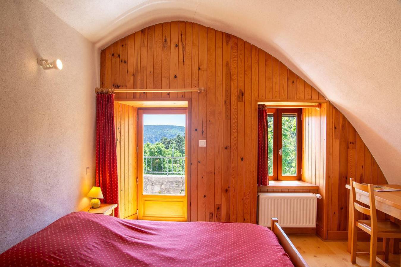 Le Bellevue 4/6 personnes du Couvent in Saint-Georges-de-Lévéjac, Parc national des Cévennes