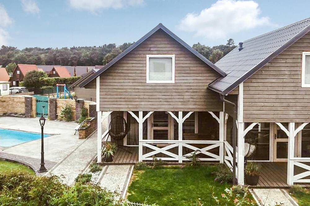 Awesome home in Karwia with heated swimming pool in Karwia, Baltic Sea Pomerania