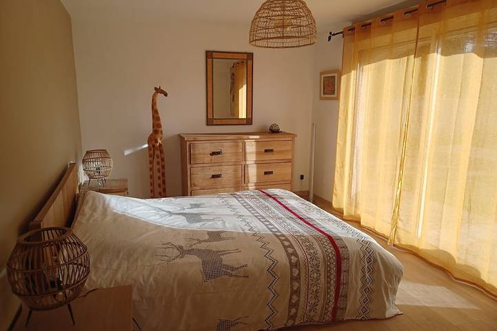 Gîte pour 4 personnes, avec terrasse et piscine à Saint-Côme-et-Maruéjols - 2