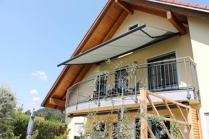 Ganze Wohnung, Ferienwohnung Faber - Ferienwohnung Faber mit großen Südbalkon, elektr. Markise in ruhiger Lage im Altmühltal in Essing, Altmühltal