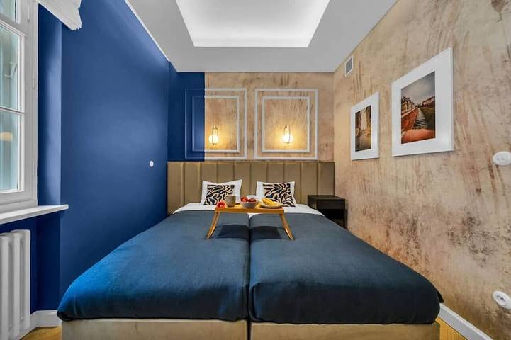 Entire apartment, Warsaw Old Town Apt - Top Location, Workspace - by Rentujemy in Warsaw Śródmieście, Warsaw