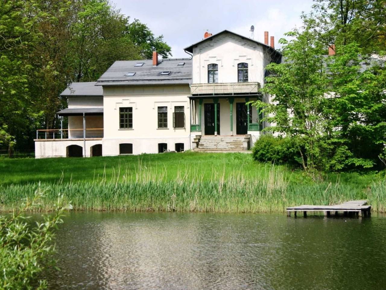 Ganze Ferienwohnung, Gutshaus Bartelshagen - Ferienwohnung 1 Fachwerk in Dalkendorf, Mecklenburgische Schweiz