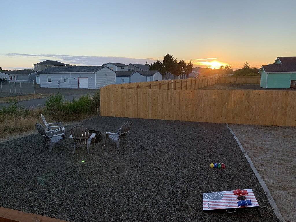 Blue Anchor Cottage - pet friendly retreat! Game Room! in Ocean Shores, Grays Harbor County