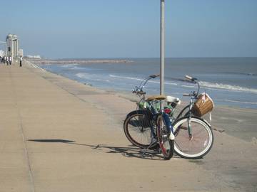 Vacation House for 4 Guests in Galveston, Texas Gulf Coast, Picture 1