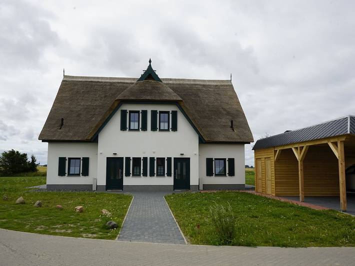Ferienhaus für 4 Personen, mit Whirlpool und Terrasse sowie Sauna in Trent