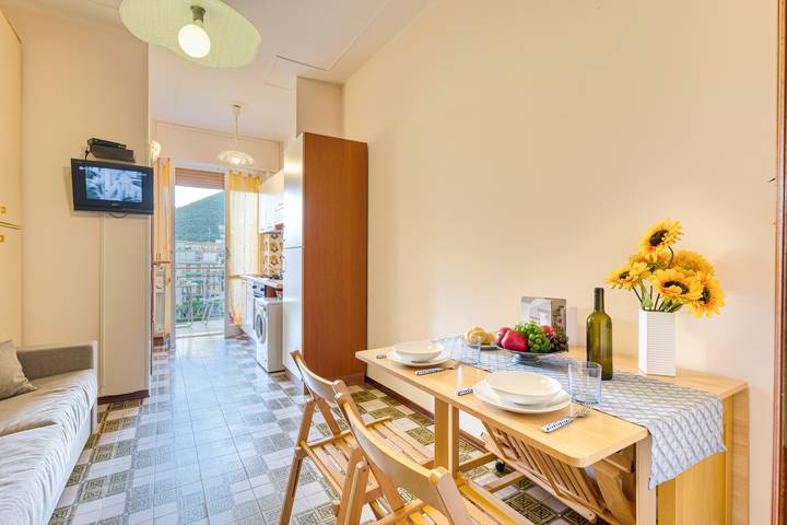 Gîte pour 2 personnes, avec balcon à Borghetto Santo Spirito - 2