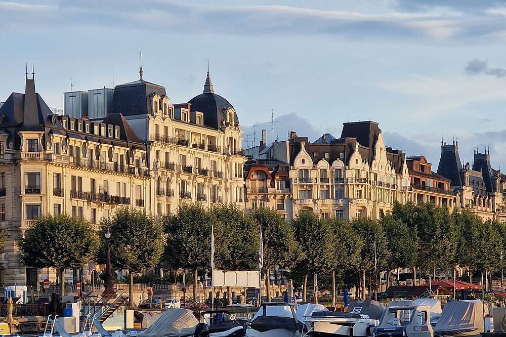 Appartement entier, Lakeside - Stylish Studio in Pâquis, Genève