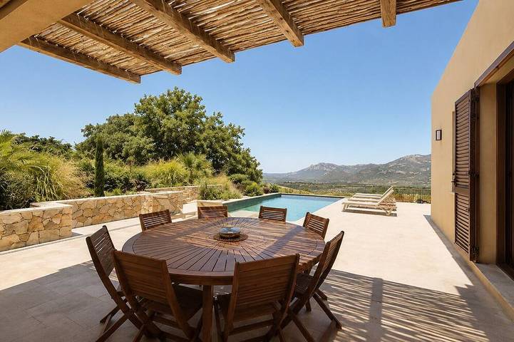 Villa für 8 Personen, mit Terrasse und Garten - 1