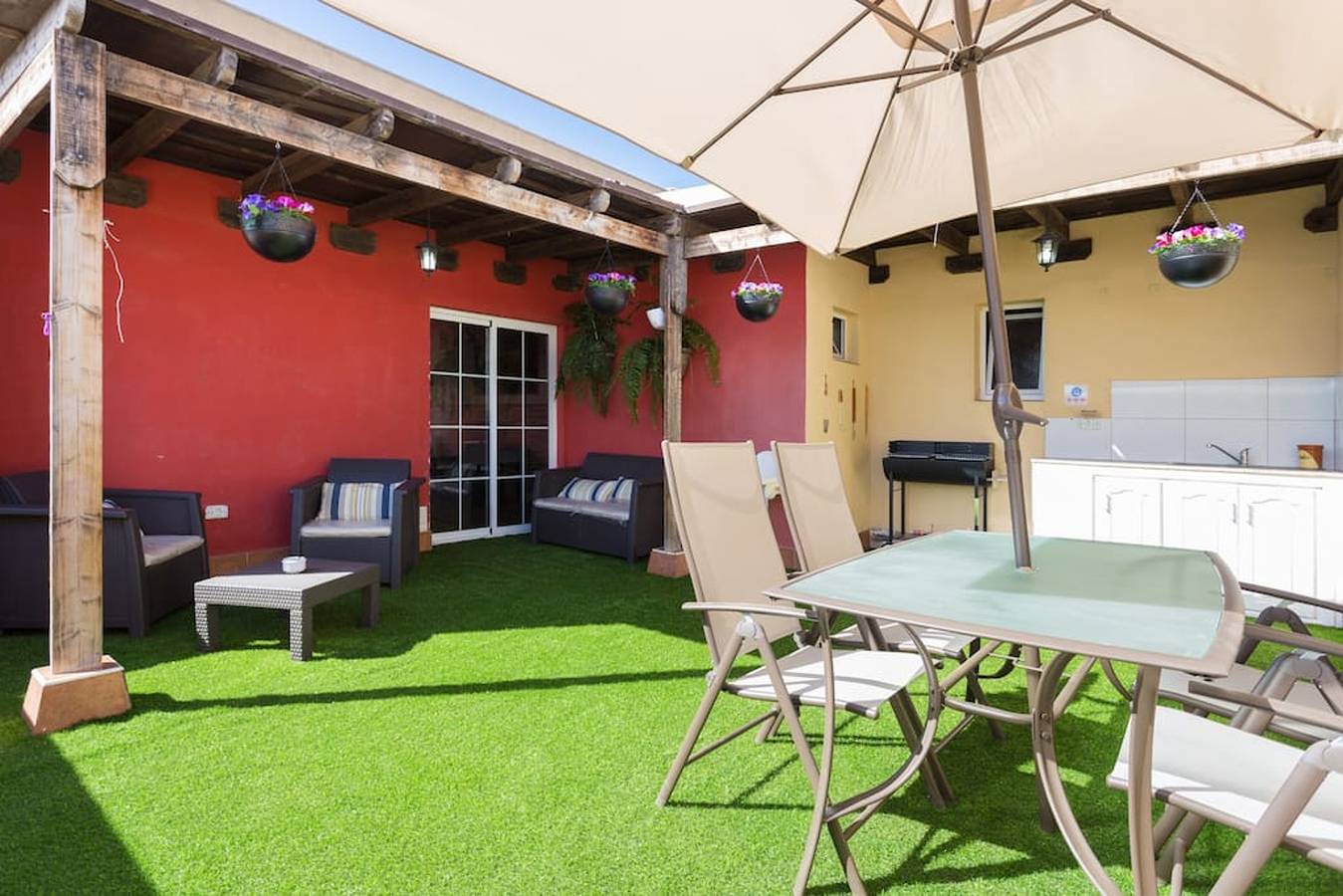 Charmantes Haus in San Isidro mit Jacuzzi in Castro (Spain), Granadilla de Abona