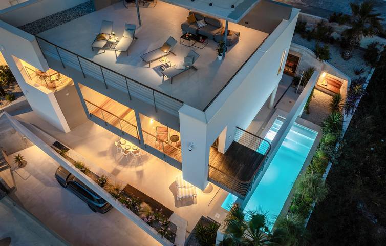Gemütliche 2-Zimmer-Wohnung mit Meerblick, Pool und Terrasse – 1 km vom Strand entfernt in Vis Stadt, Vis (Dalmatien)
