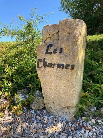 Location de vacances pour 14 personnes, avec piscine ainsi que jardin et vue à Sainte-Croix (France)