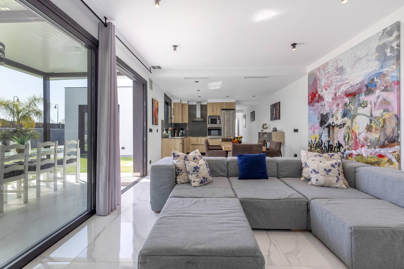 La Villa Del Roc con piscina privata, Wi-Fi e aria condizionata in Roda de Bara, Costa Daurada