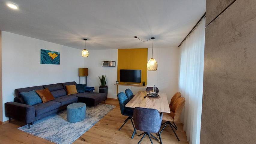 Ferienwohnung für 6 Personen, mit Ausblick und Garten - 1