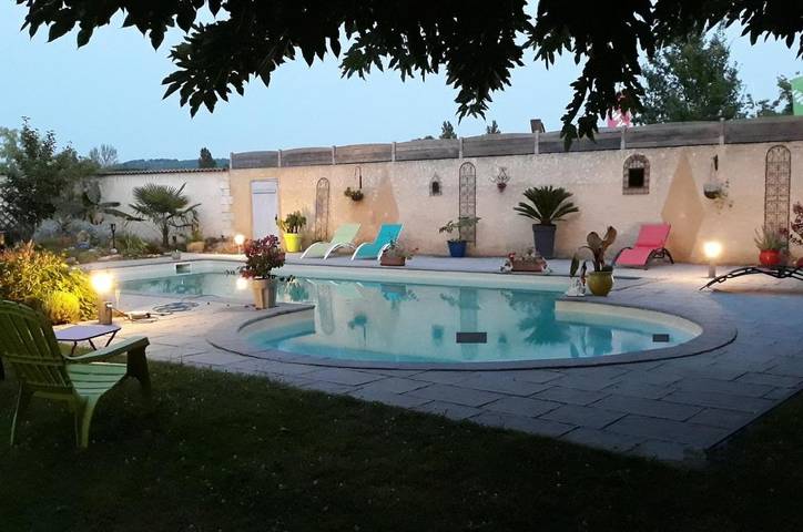 Maison d’hôte pour 2 personnes, avec Terrasse ainsi que Jardin et Piscine