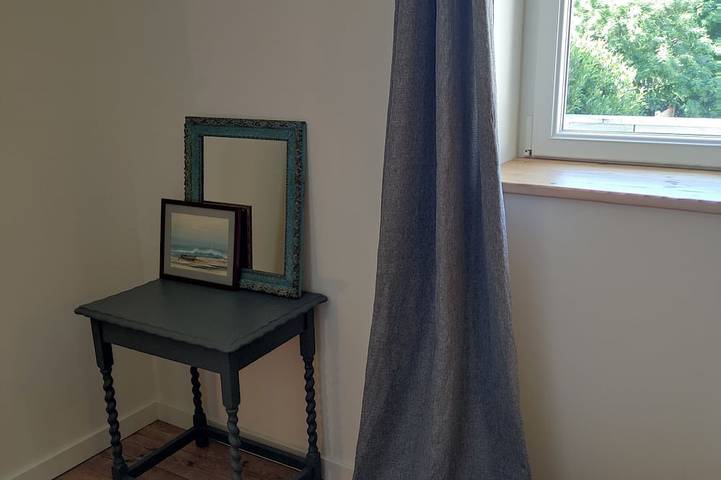 Charming fisherman's cottage with garden 5 minutes from the beach in Port-Louis, Côte des Mégalithes