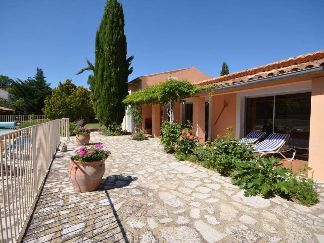 "Le Rieu" mit eigener Terrasse in Malaucène, Parque natural regional del Mont Ventoux