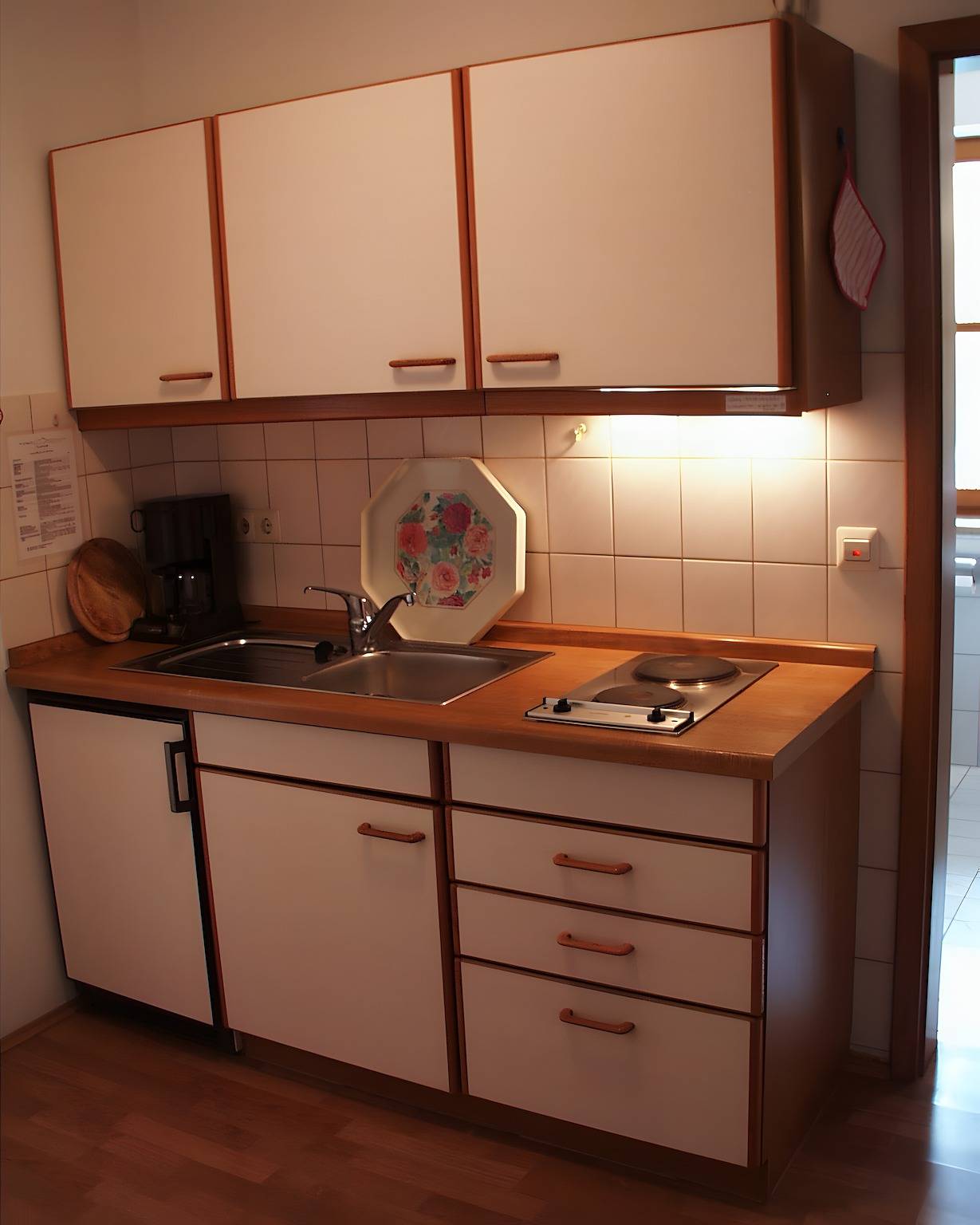 Ganze Wohnung, Ferienwohnung '2' mit Gemeinschaftsgarten, Balkon und Wi-Fi in Wasserburg (Bodensee), Bayerisch Schwaben