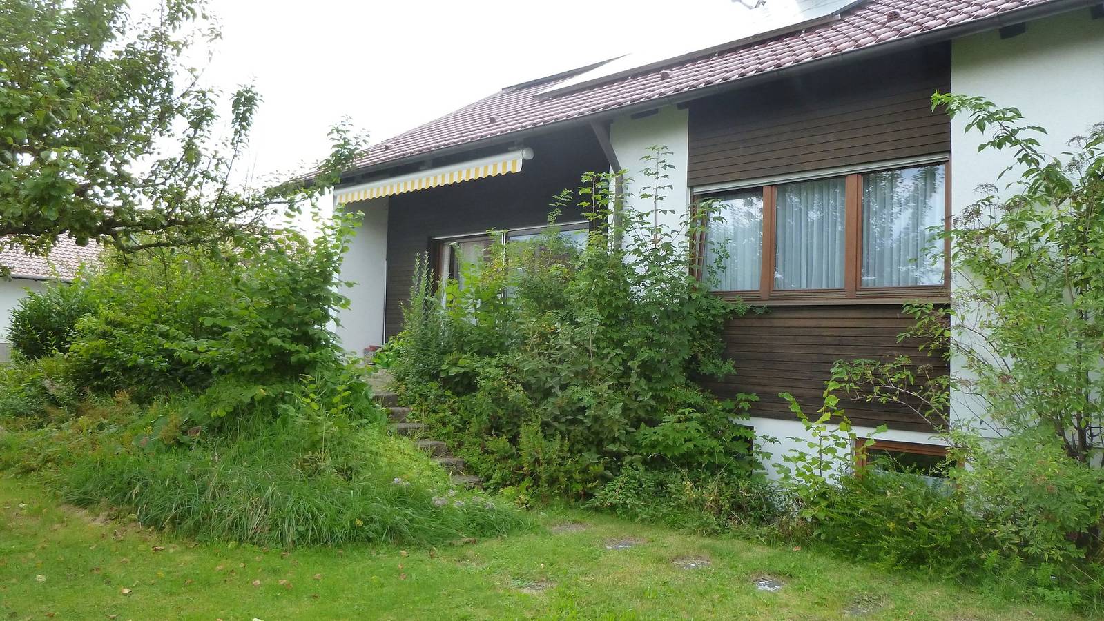 Ferienhaus 'Unteres Hart' mit privater Terrasse, gemeinsamem Garten und Wlan in Gomadingen, Neckar-Alb
