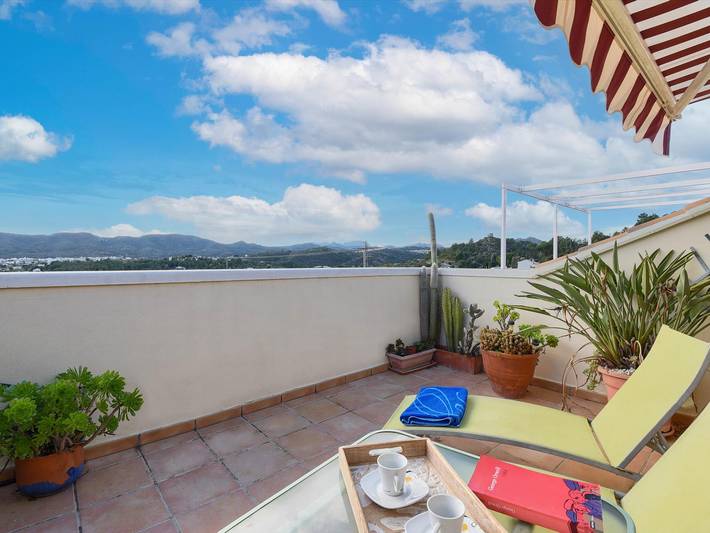 Holiday apartment for 6 people, with pool and balcony - 1