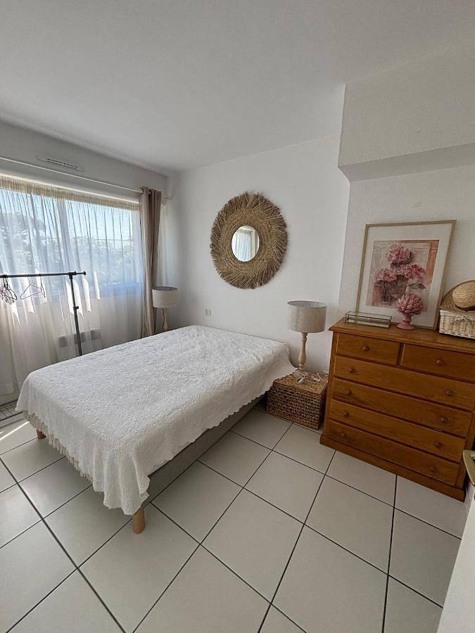 Gîte pour 4 personnes, avec Terrasse et Jardin dans Plage du Chay - 4
