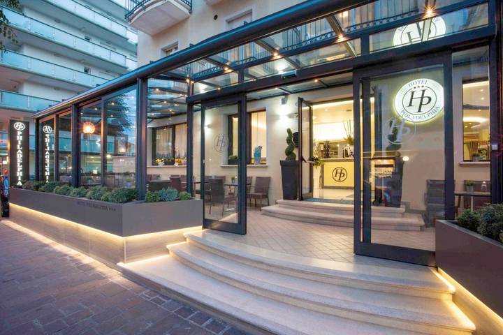 Hôtel pour 3 personnes, avec Balcon ainsi que Terrasse et Vue à Cattolica