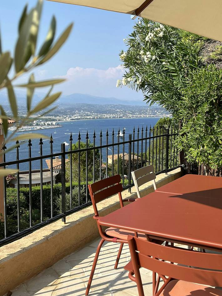 Ferienhaus für 6 Personen, mit Terrasse und Garten, kinderfreundlich in Théoule-sur-Mer