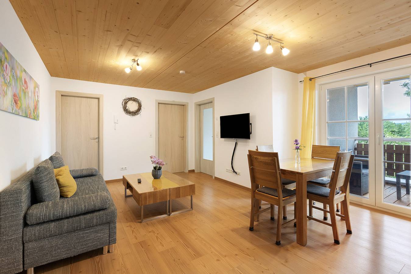 Ganze Wohnung, Ferienwohnung Mauchach" mit Gemeinschaftsgarten, Balkon und Wlan in Löffingen, Südschwarzwald