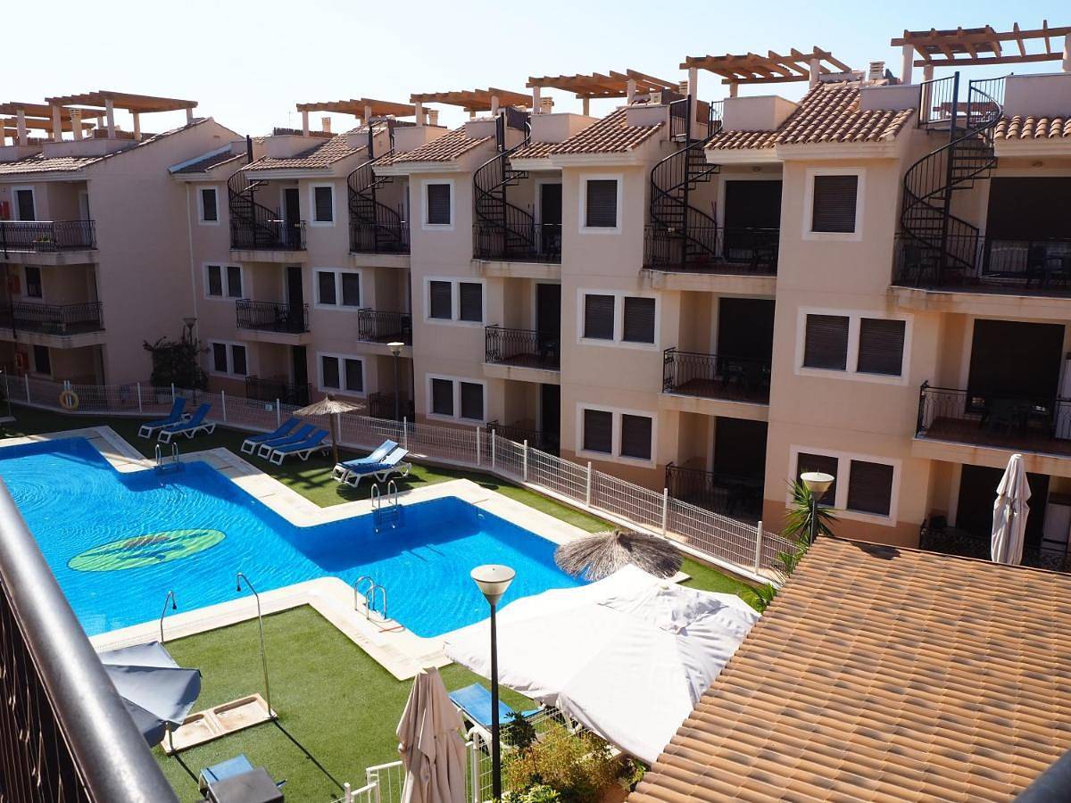 Apartamento entero, Two-Bedroom Apartment (3 Adults + 1 Child) in Los Geraneos, Cordillera Penibética