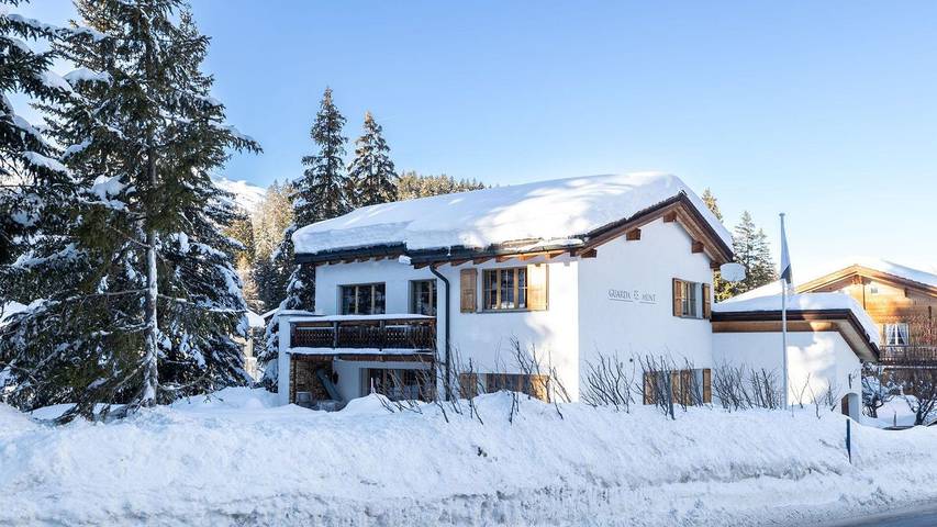 Ferienhaus für 8 Personen, mit Garten in der Lenzerheide