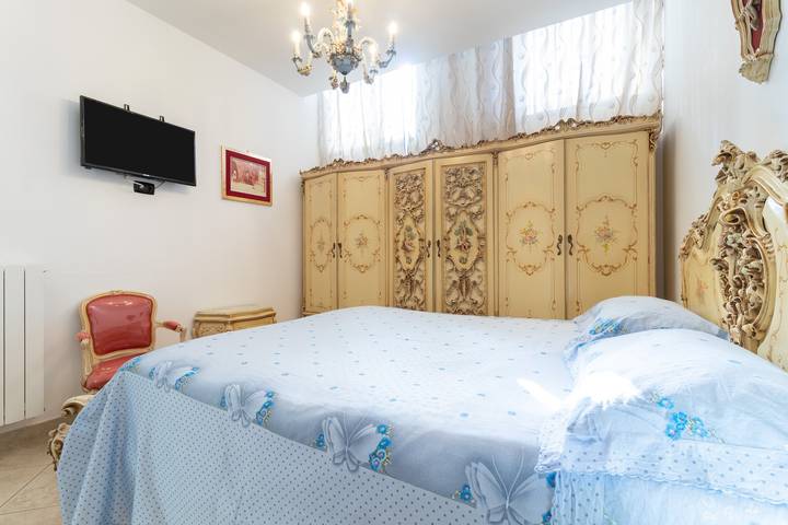 Appartamento intero, Appartamento 'Casa Luxury' con terrazza condivisa, Wi-Fi e aria condizionata in Santeramo in Colle, Parco nazionale dell'Alta Murgia