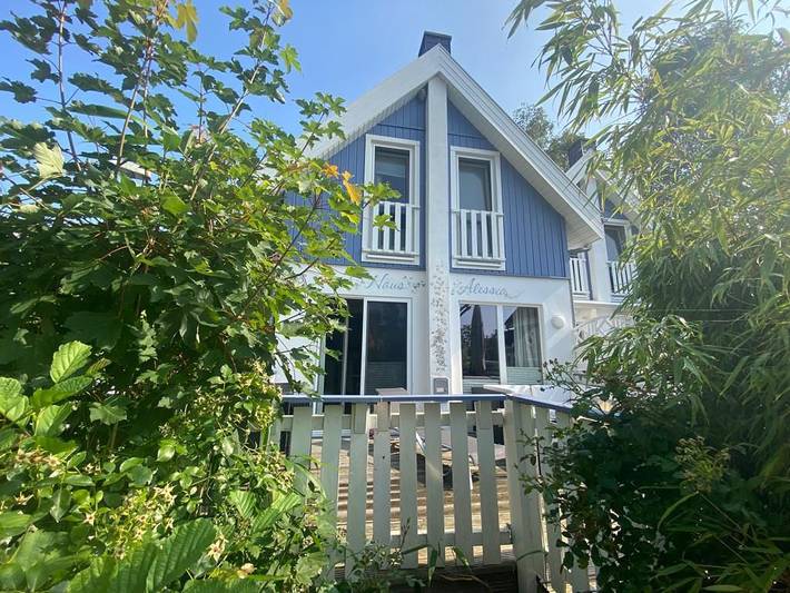 Ferienhaus für 4 Personen, mit Garten in Juliusruh