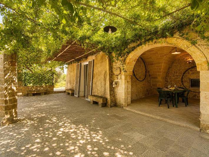 Appartamento per 5 persone, con Terrazza e Giardino a Tiggiano