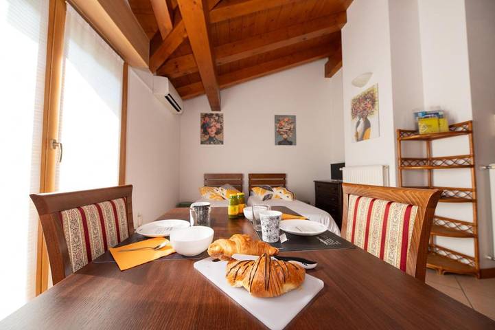 Gîte pour 2 personnes, avec Balcon ainsi que Terrasse et Vue à Gemona del Friuli - 2