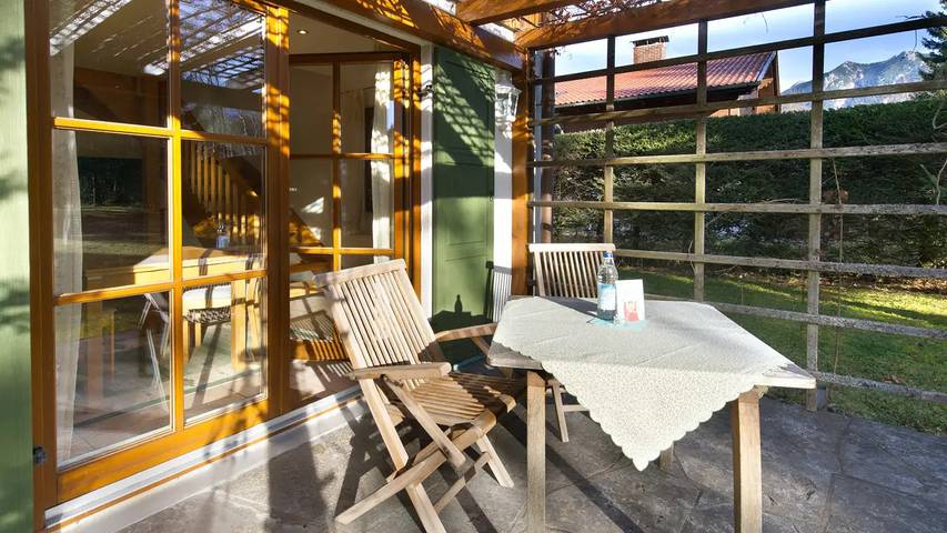 Hütte für 2 Personen, mit Garten und Sauna, mit Haustier im Karwendel - 4